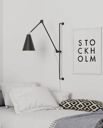 Yukon wall lamp long - Matte black - By Rydéns