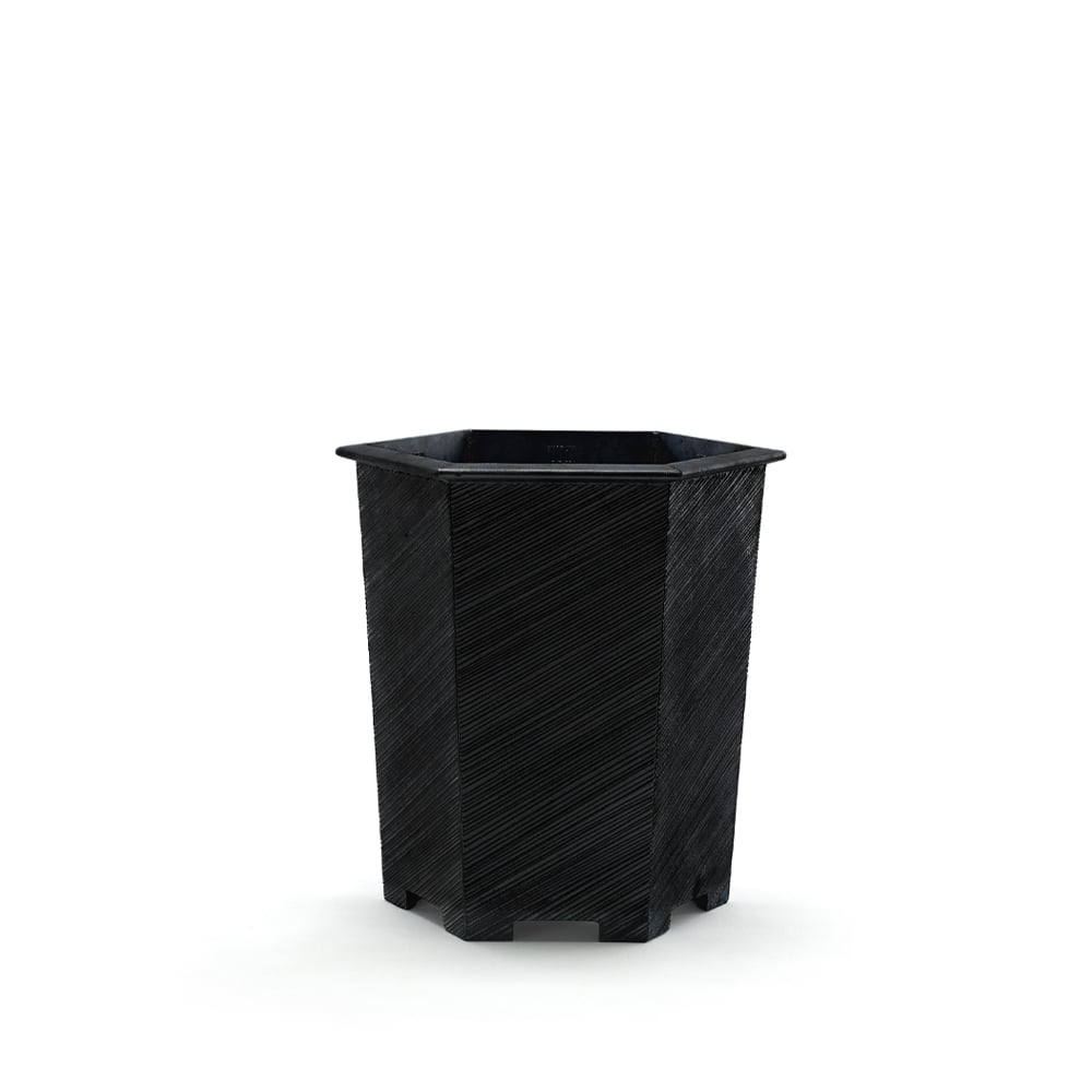 Byarums bruk Hexagon plant pot Black, no.1 | Scandinavian Design | Flower pots | Black