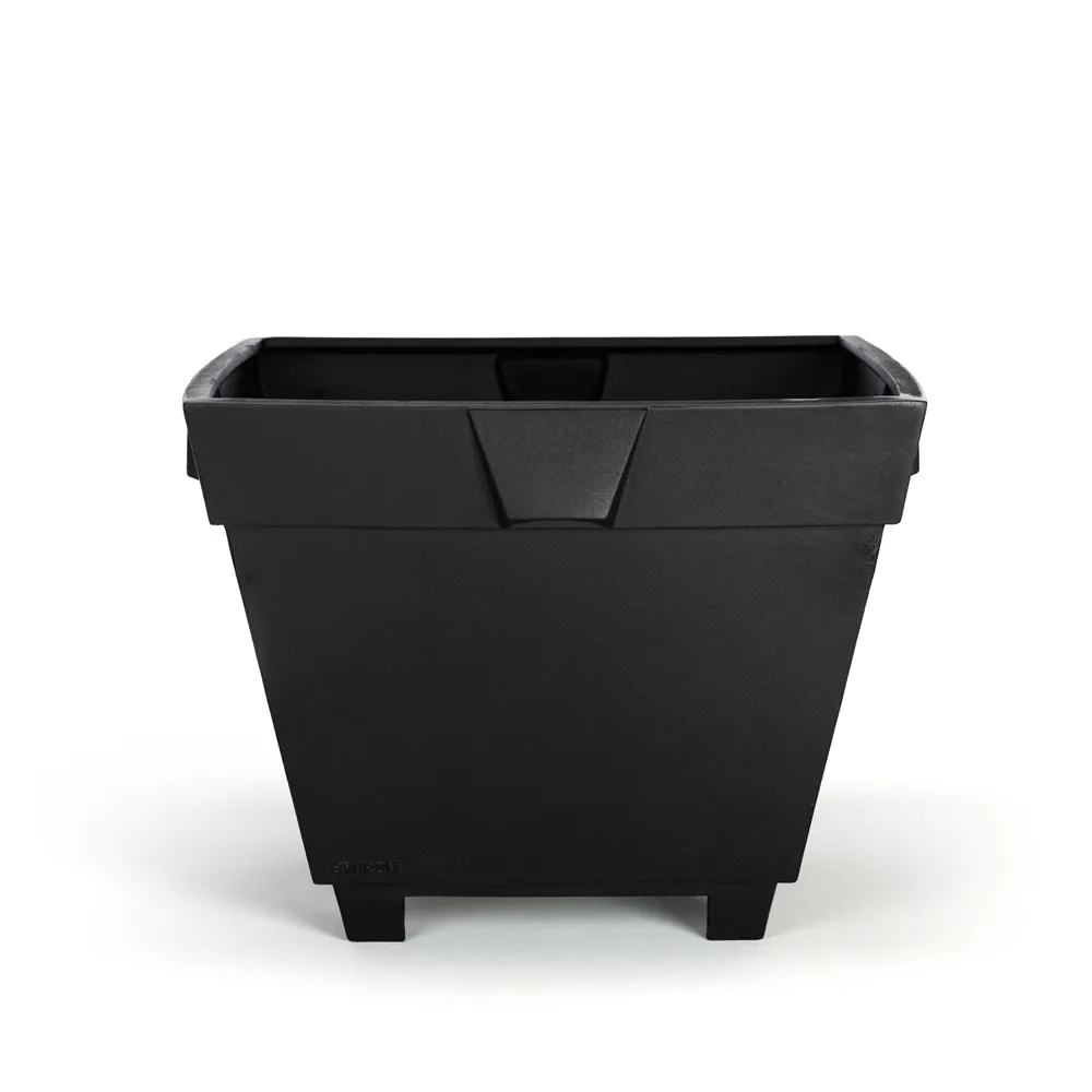 Karl plant pot, Black Byarums bruk