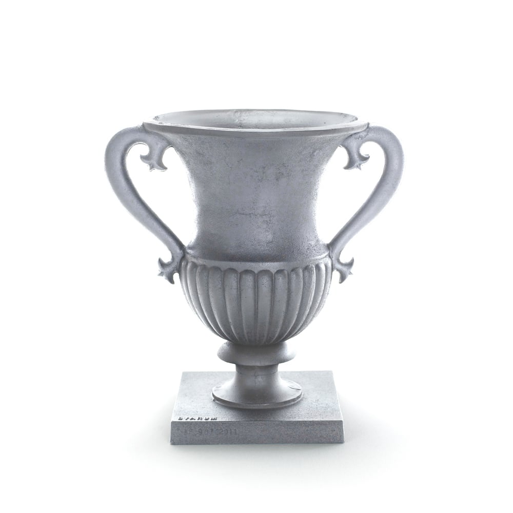 Byarums bruk Prakturna plant pot o55 cm Aluminum | Scandinavian Design | Flower pots | Silver-coloured
