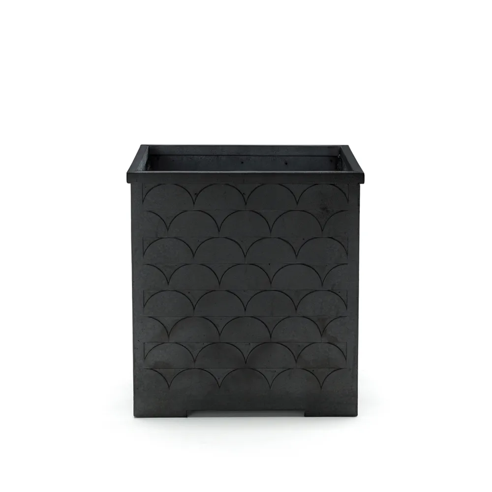 Byarums bruk Relief plant pot Black | Scandinavian Design | Flower pots | Black