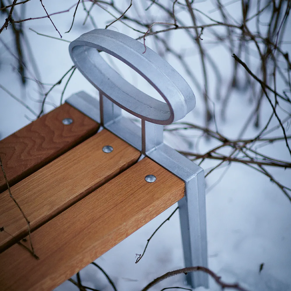 Skillinge bench, Oak oil, raw aluminum stand Byarums bruk