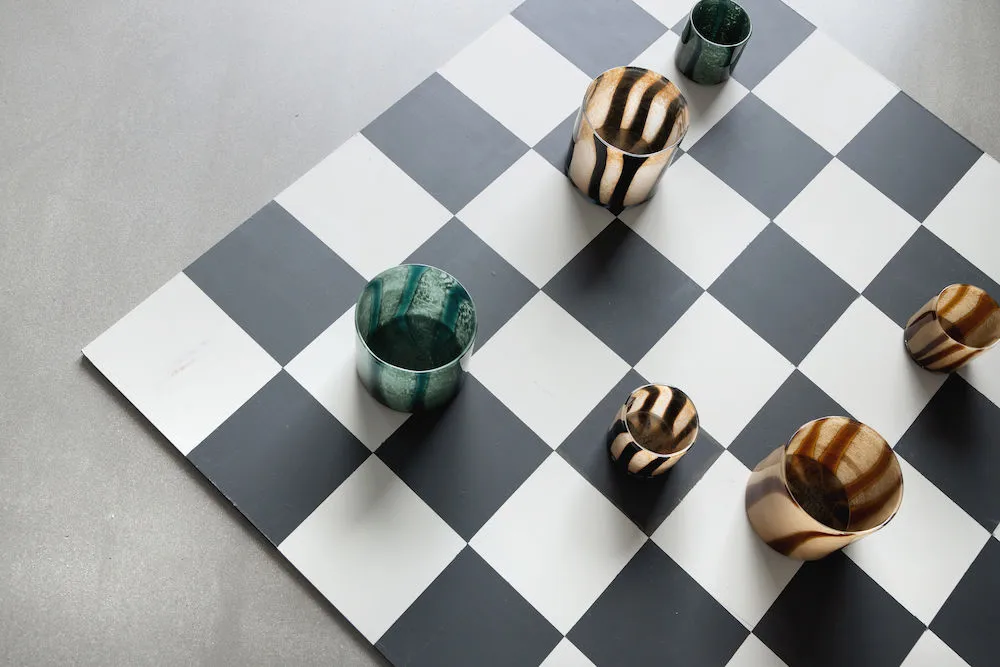 Calore lantern-vase M Ø15 cm, Black-beige Byon