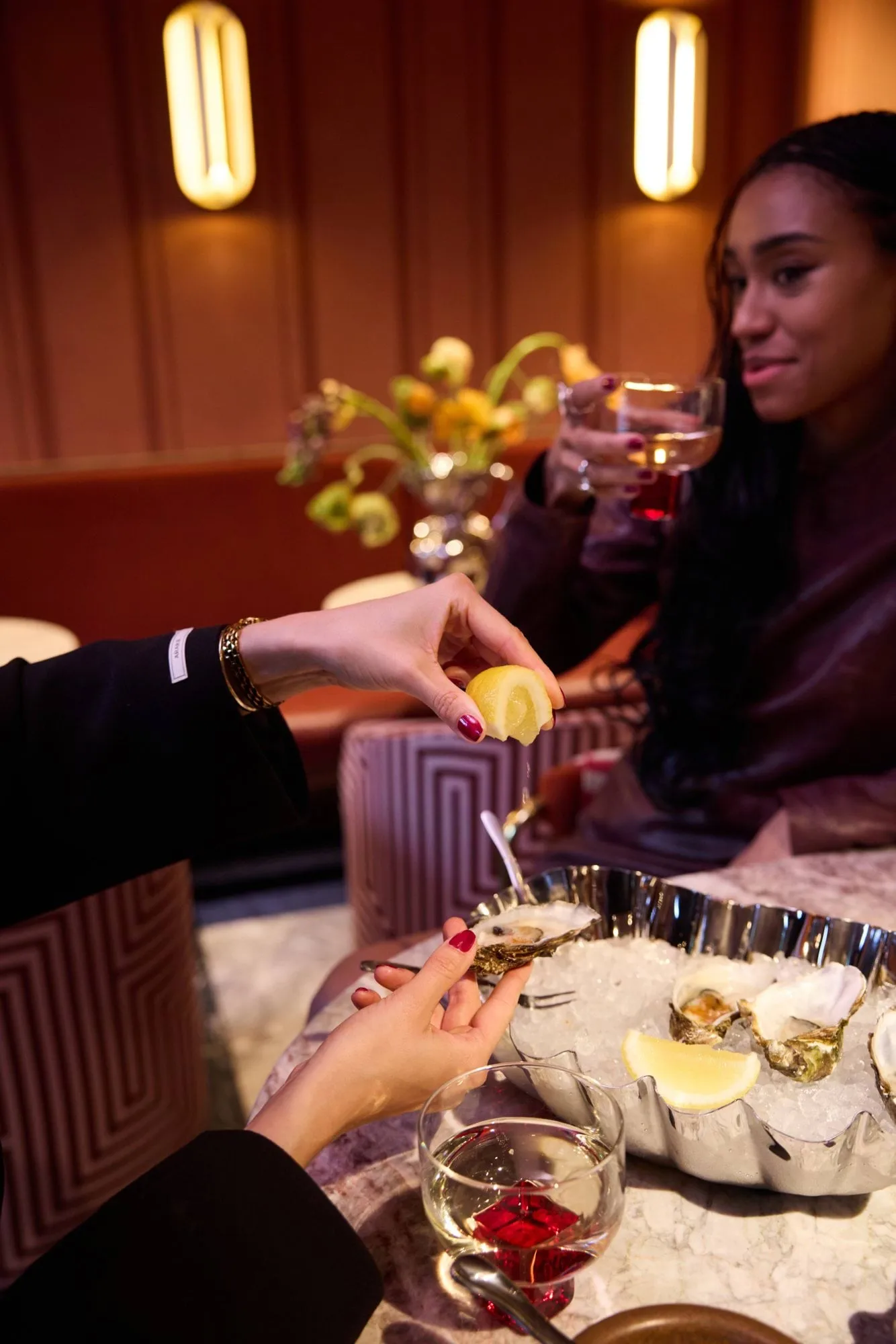 Casey bowl, L, 21x33 cm, stainless steel Byon