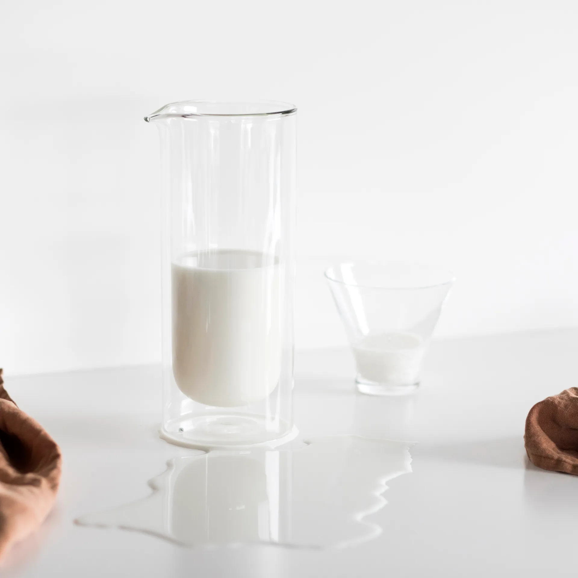 Curve carafe, Clear Byon