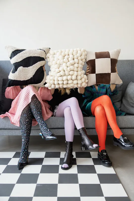 Fluffy cushion 50x50 cm from Byon