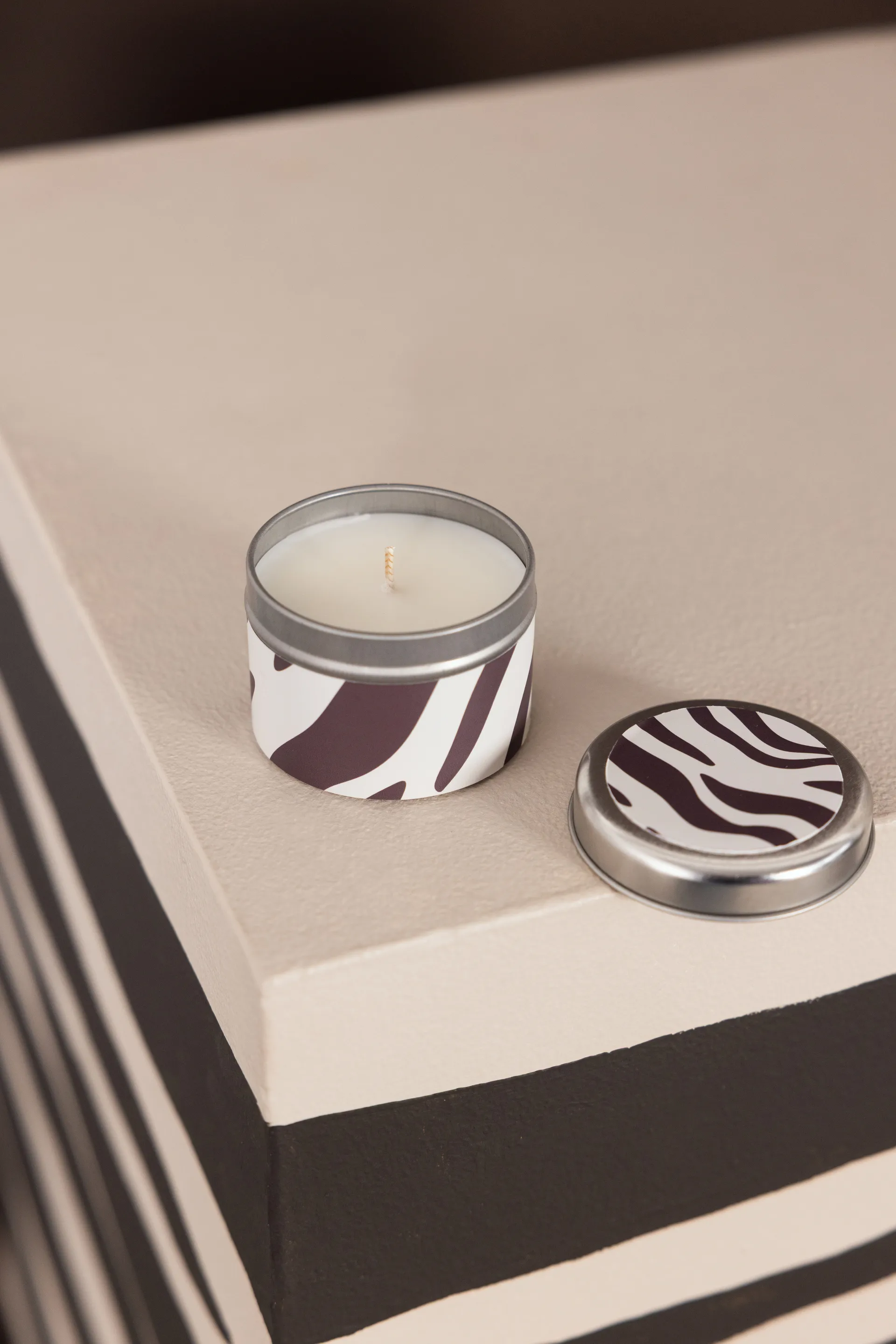 Fumage scented candle, 12 h Byon