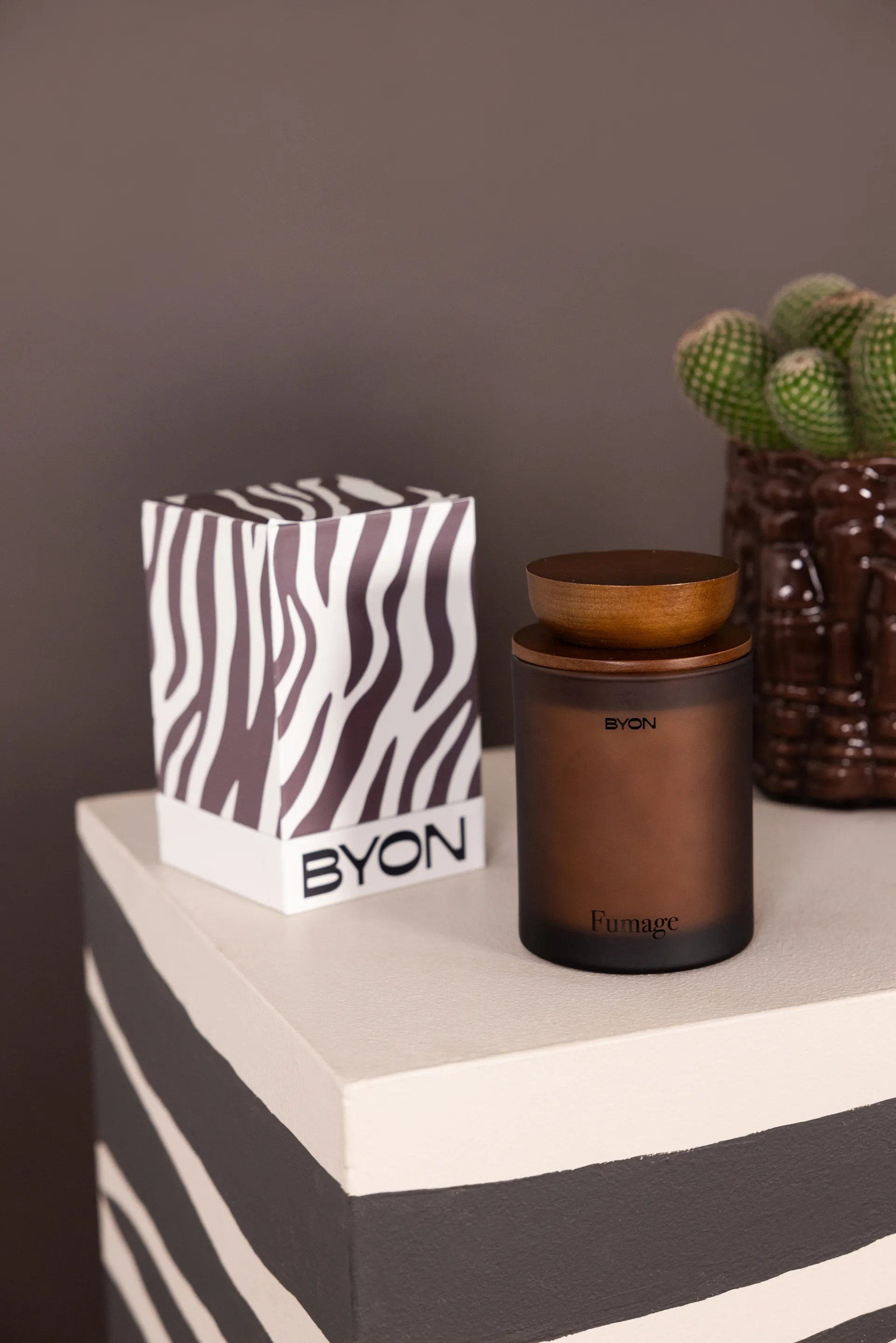 Fumage scented candle, 55 h Byon