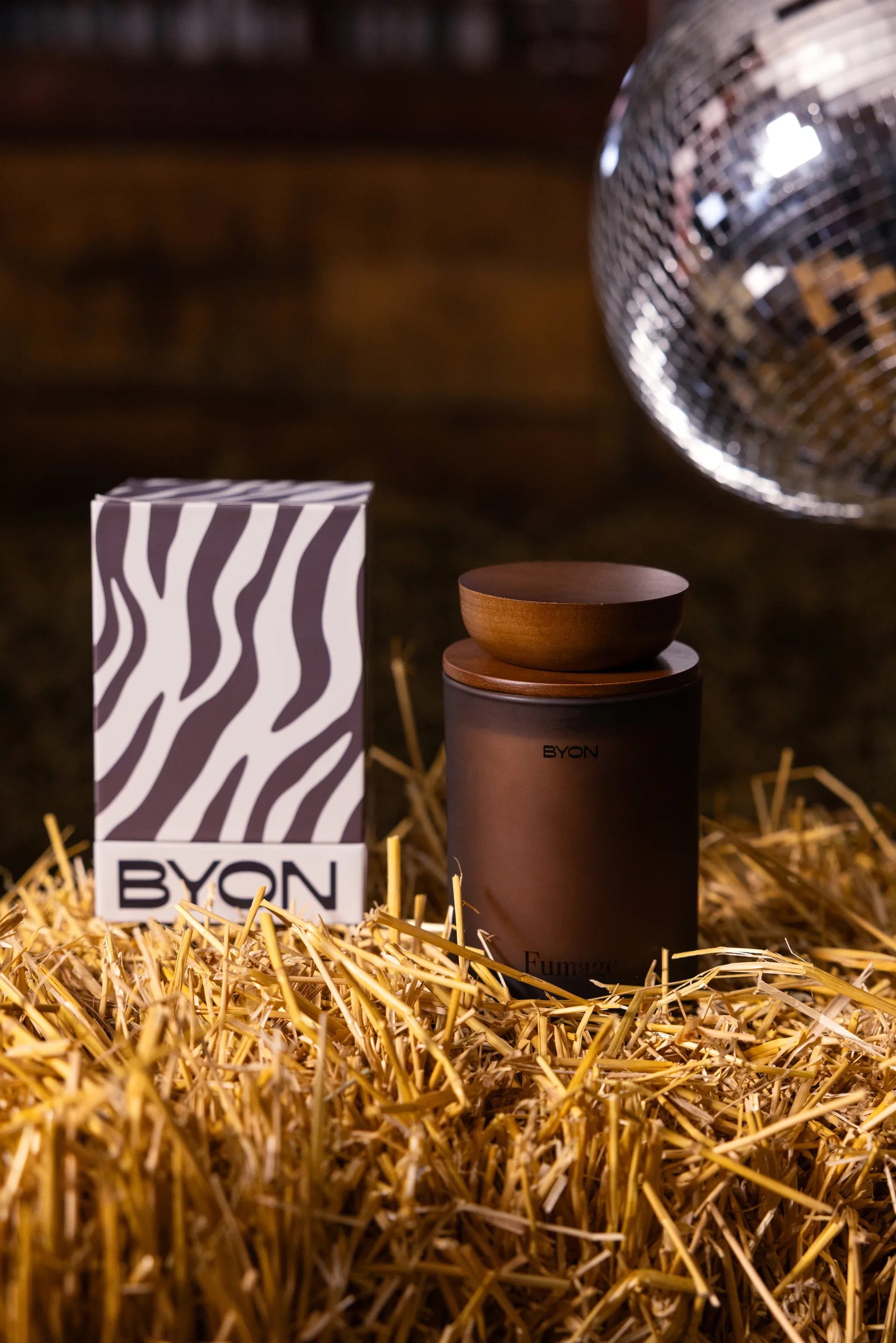 Fumage scented candle, 55 h Byon