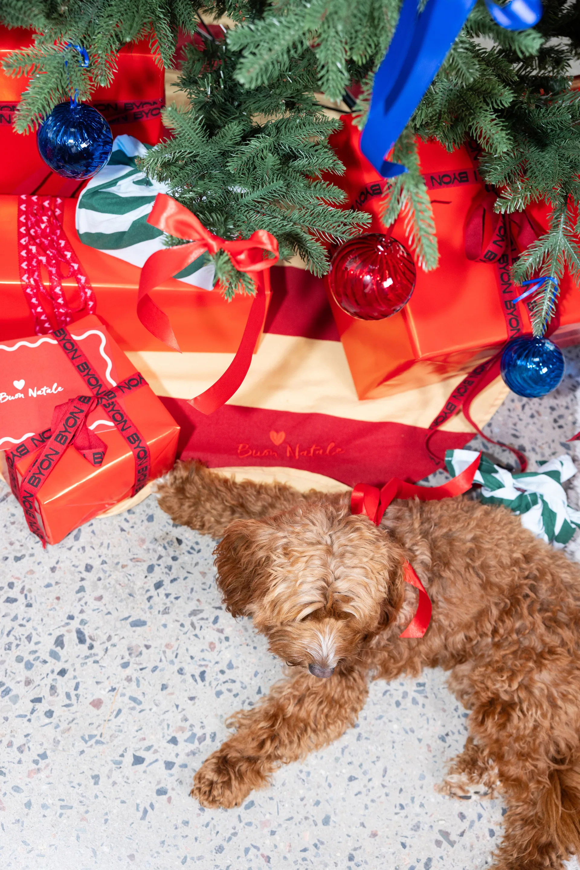 Love Christmas tree mat Ø100 cm, Red-sand Byon