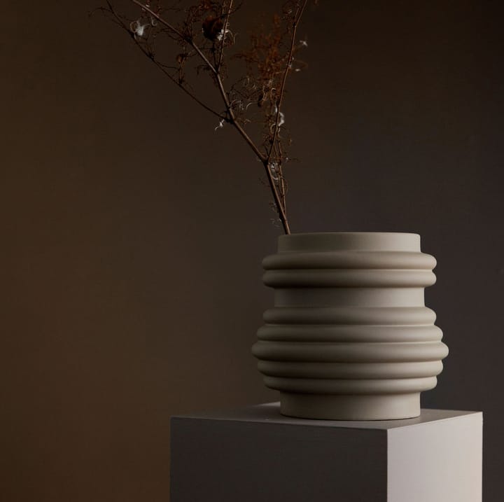 Mila vase 25 cm - beige - Byon