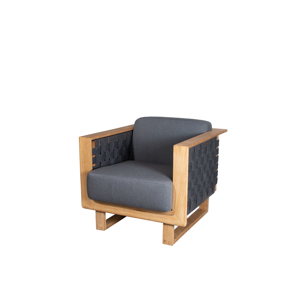 Cane-line Angle lounge chair Dark grey, teak | Scandinavian Design | Garden chairs | Grey
