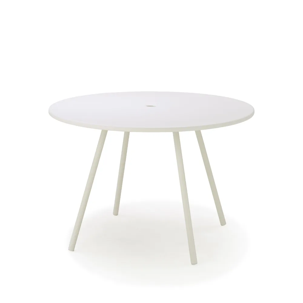 Area dining table, White Cane-line