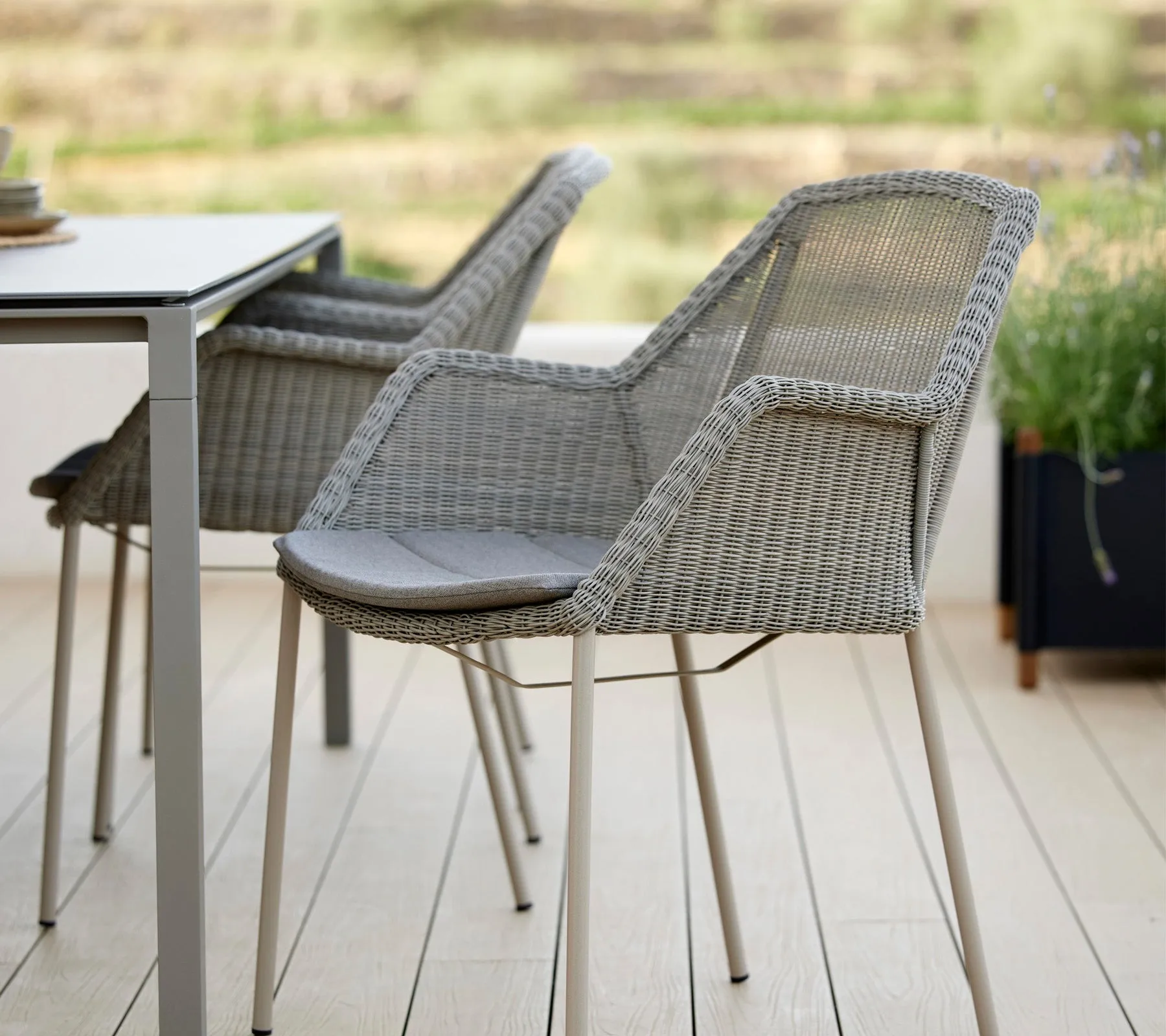 Breeze stackable armchair weave, Taupe Cane-line