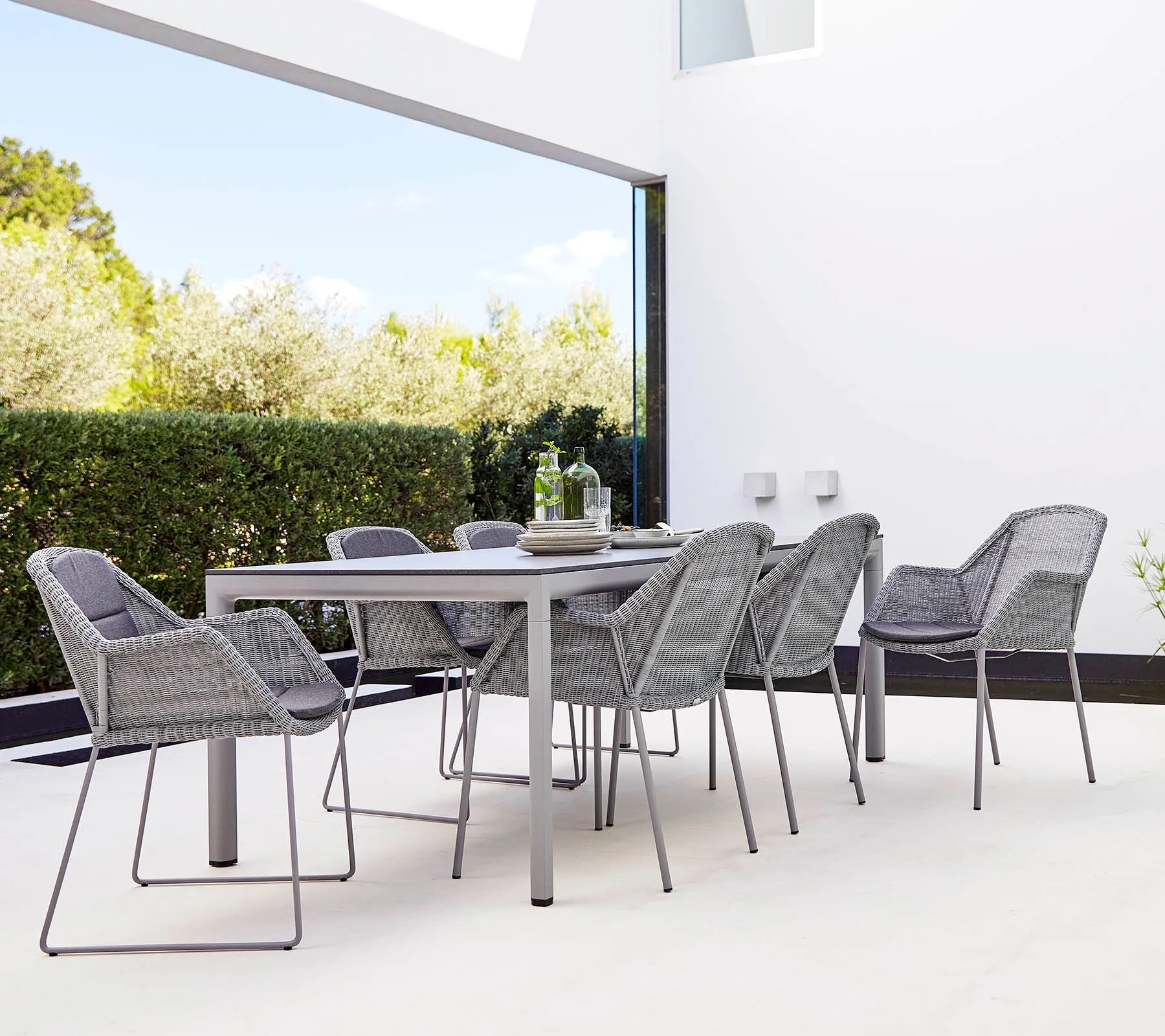 Breeze stackable armchair weave, Taupe Cane-line