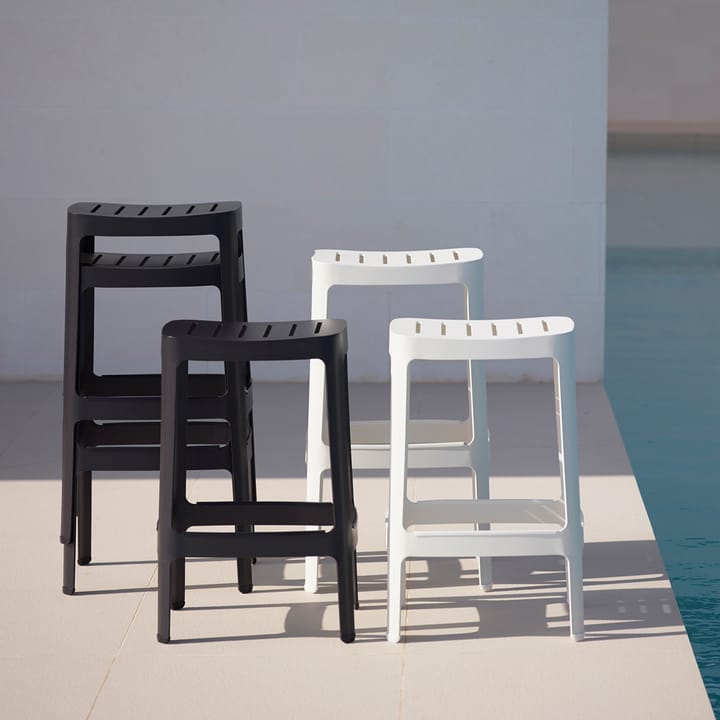 Cut barstool, White Cane-line