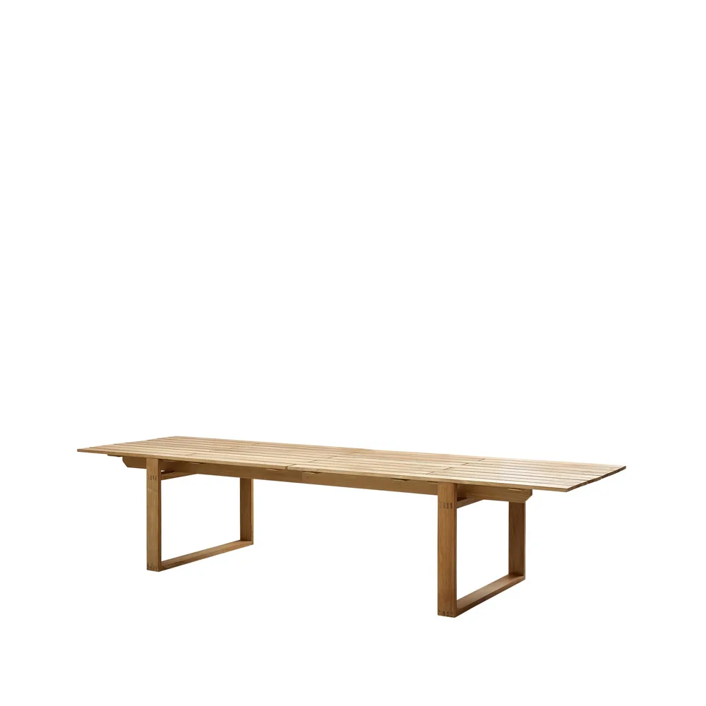 Cane-line Endless dining table Teak, 332 cm | Scandinavian Design | Garden tables | Brown