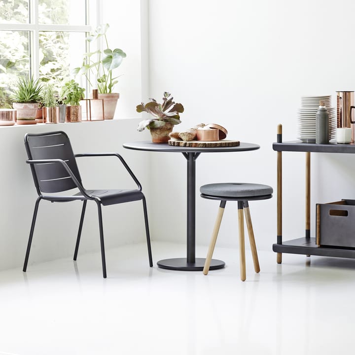 Go coffee table Ø80 cm, Lava grey-lava grey Cane-line