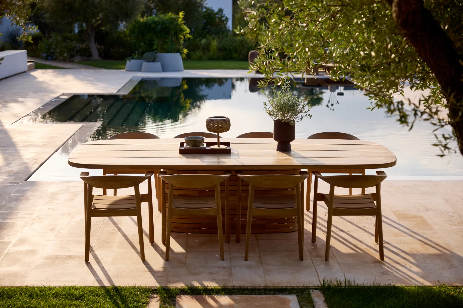 Majestic armchair, Teak Cane-line