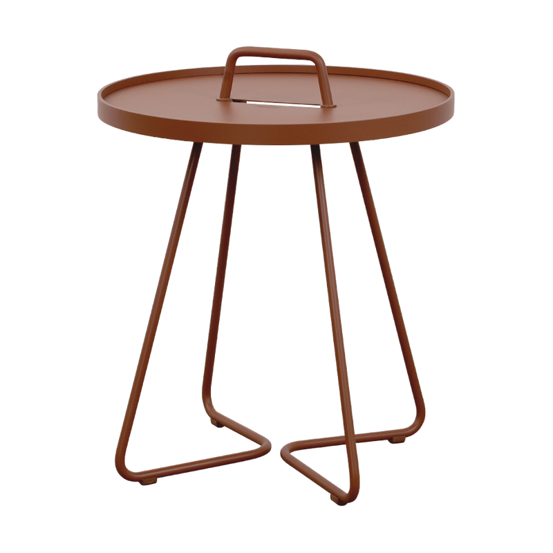 Cane-line On-the-move side table Ø44 cm Desert red