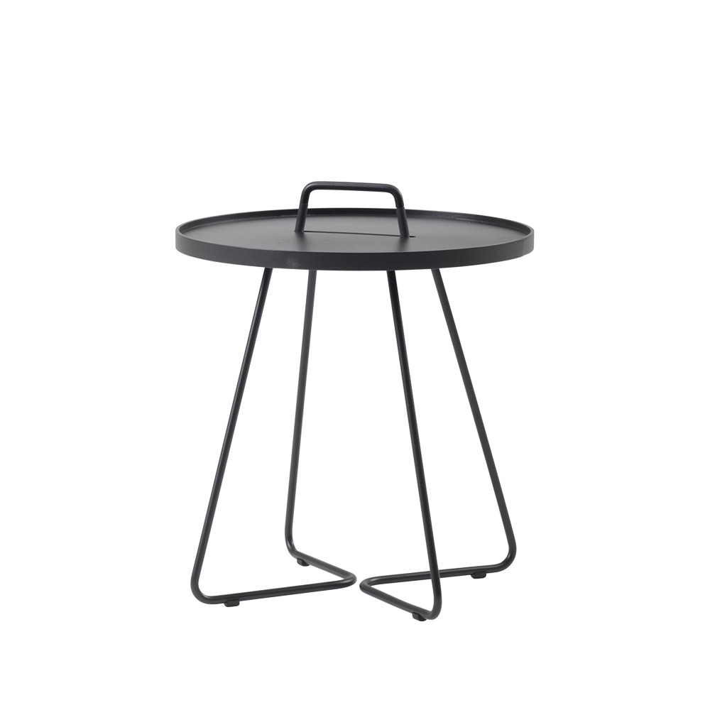 Cane-line On the move table o44 cm Black | Scandinavian Design | Garden tables | Black