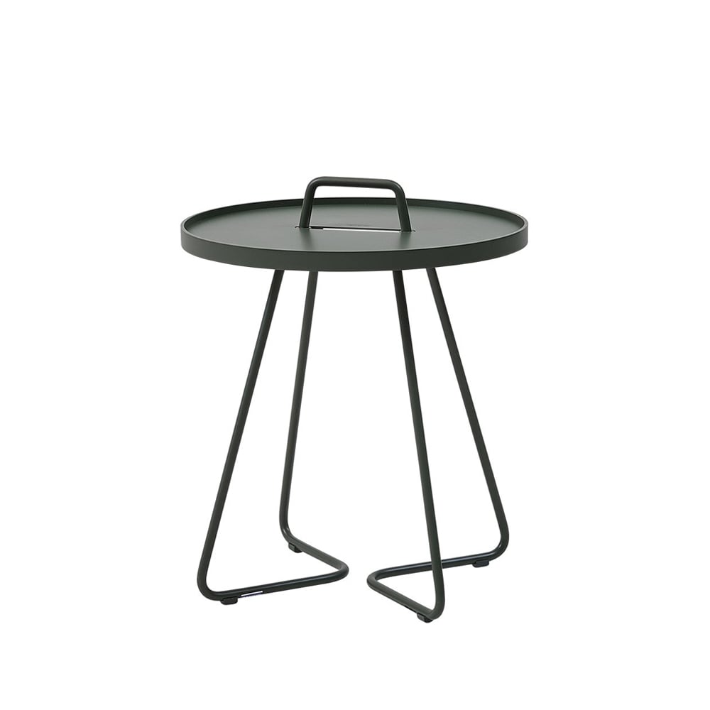 Cane-line On the move table o44 cm Dark green | Scandinavian Design | Garden tables | Green