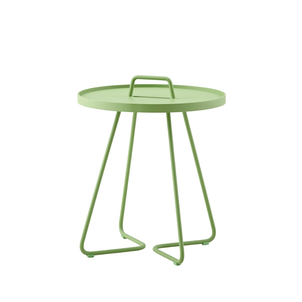 Cane-line On the move table o44 cm Olive green | Scandinavian Design | Garden tables | Green