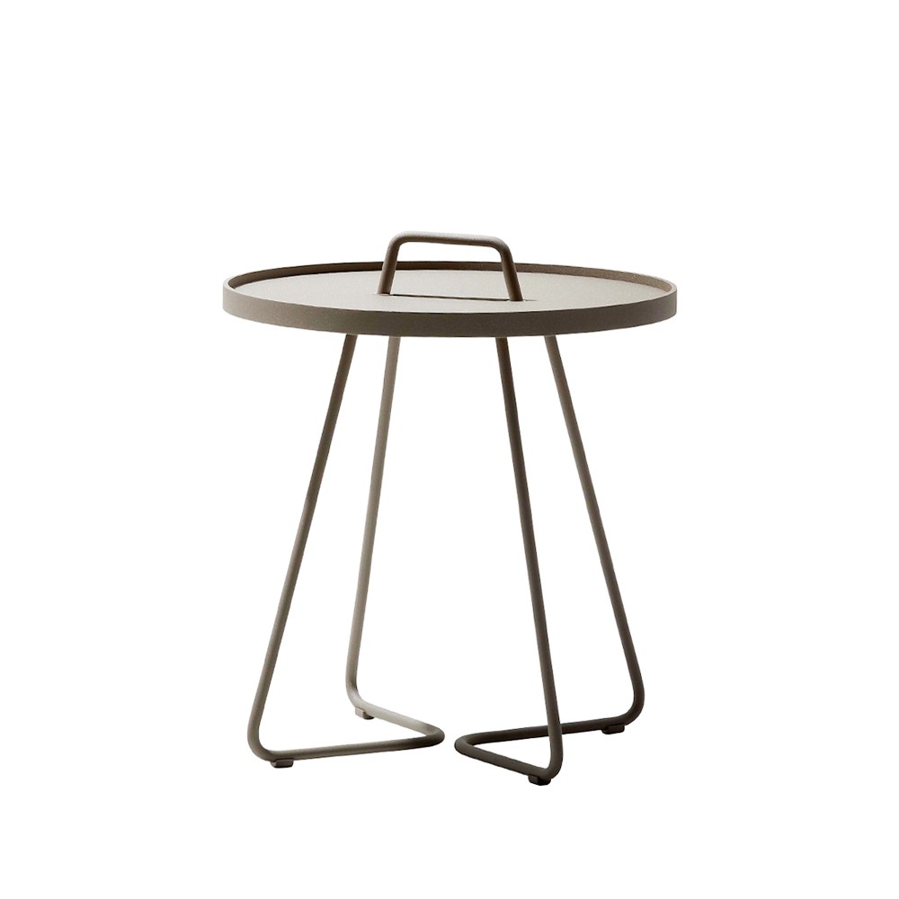 Cane-line On the move table o44 cm Taupe | Scandinavian Design | Garden tables | Beige