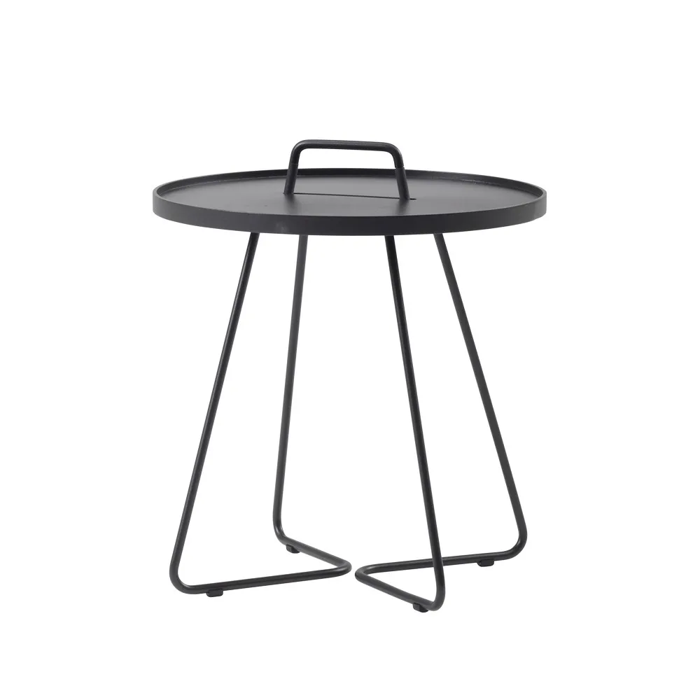 Cane-line On the move table o52 cm Black | Scandinavian Design | Garden tables | Black
