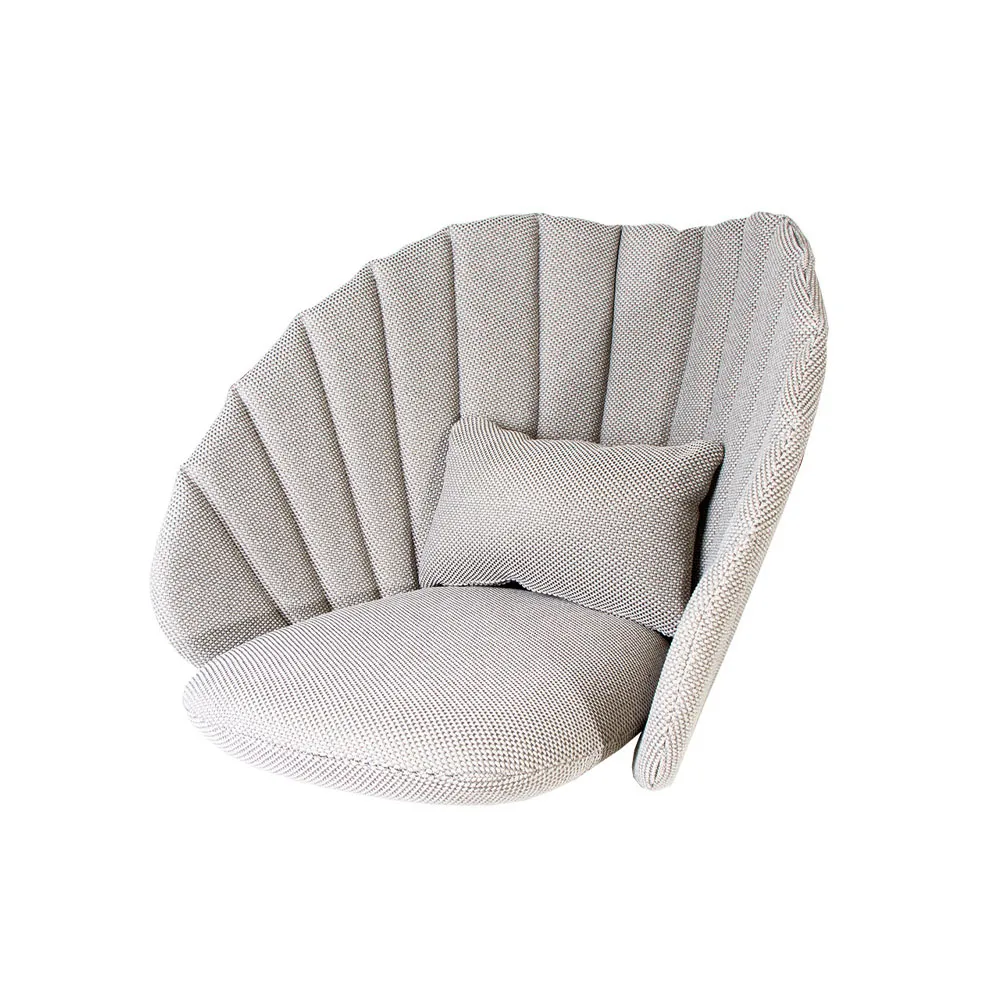 Peacock lounge armchair cushion, Cane-Line focus light grey Cane-line