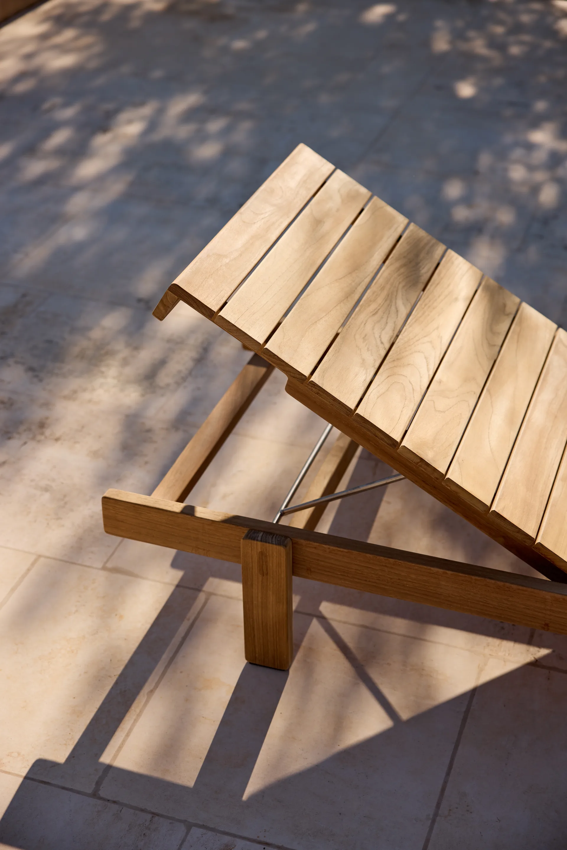 Vista sun lounger, Teak Cane-line