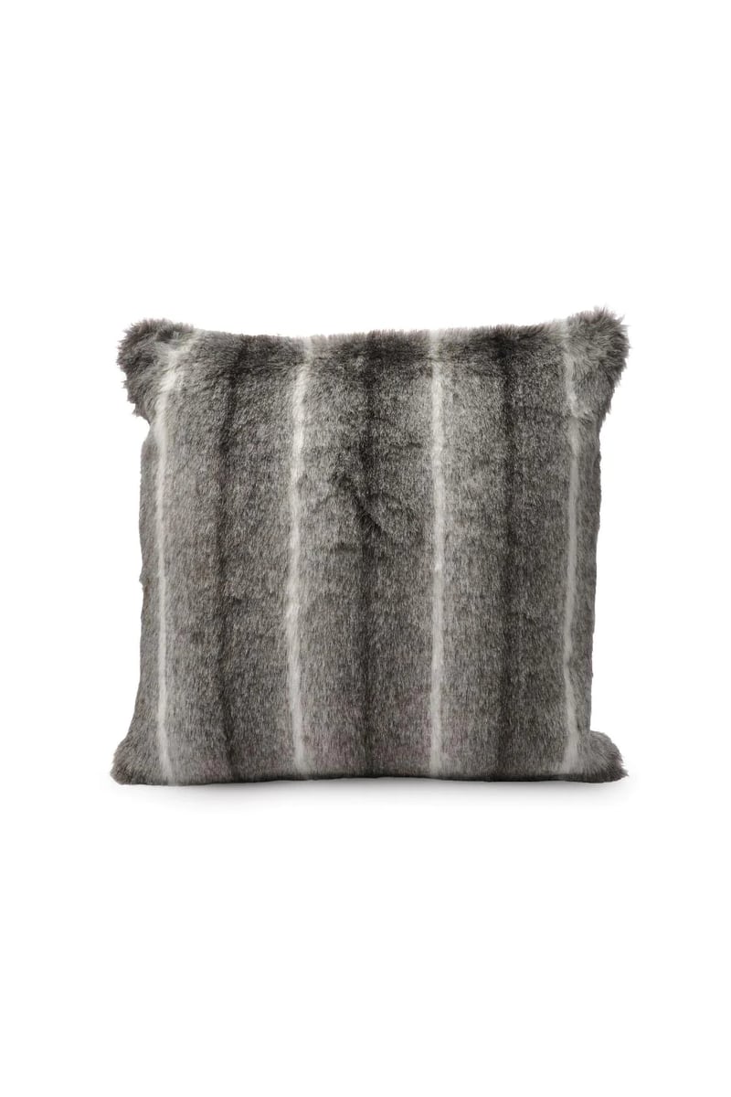 Ceannis Spring Deer pillow cover 50x50 cm Black