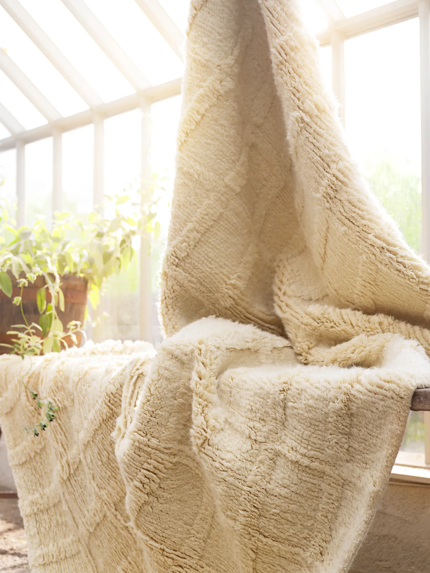 Badal wool carpet, Off white 170x240 cm Chhatwal & Jonsson