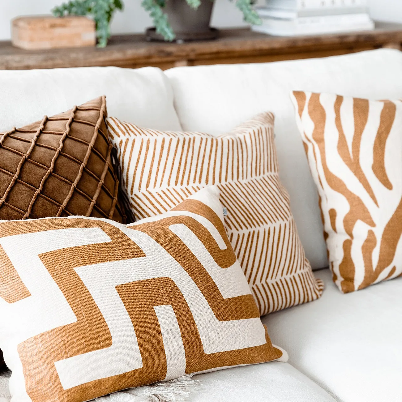 Deva cushion cover 50x50 cm, cognac Chhatwal & Jonsson