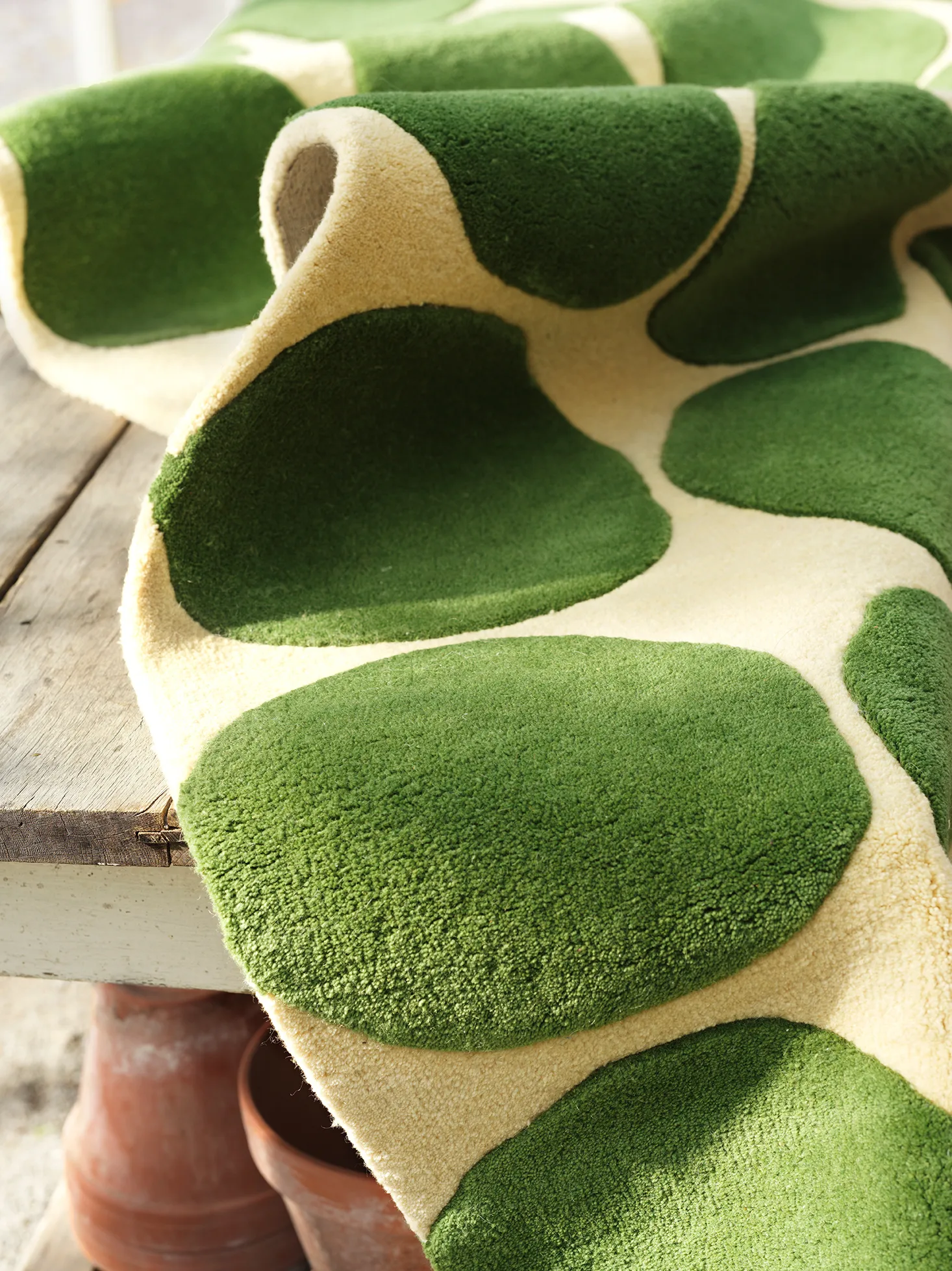 Dots rug, Khaki-cactus green 230x320 cm Chhatwal & Jonsson