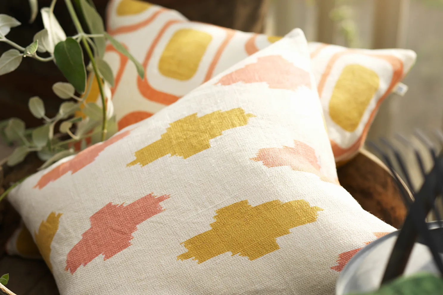 Ikat Agra pillowcase 50x50 cm, Rose-spicy yellow Chhatwal & Jonsson