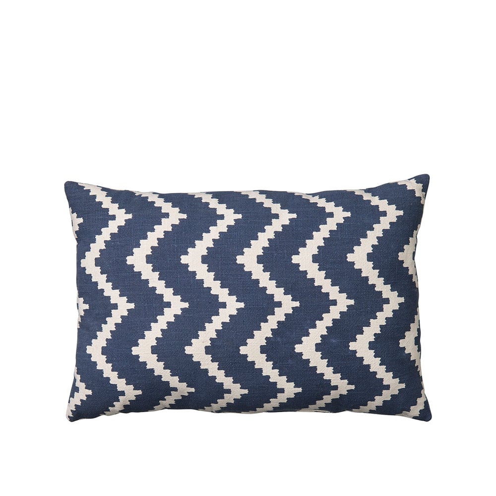 Chhatwal & Jonsson Ikat Sema cushion Blue/off white. 40 cm