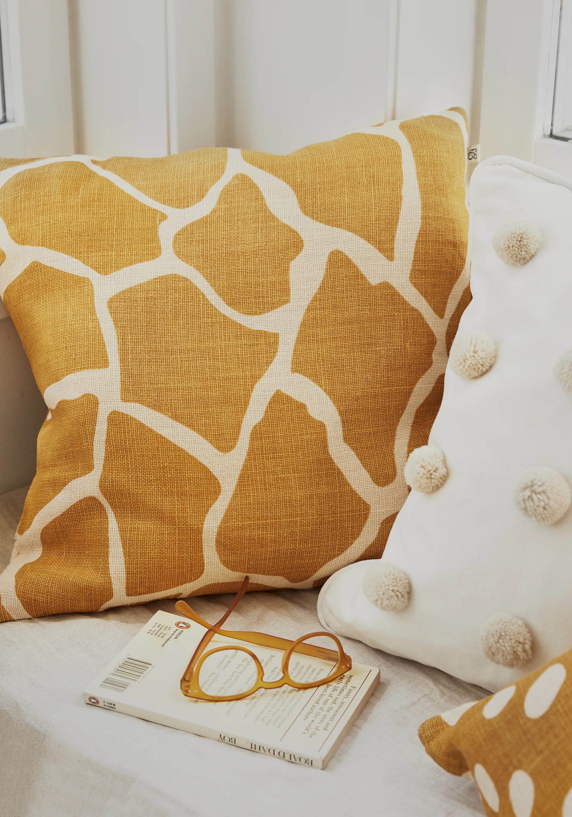 Nadi pillowcase 50x50 cm, Spicy yellow-light beige Chhatwal & Jonsson