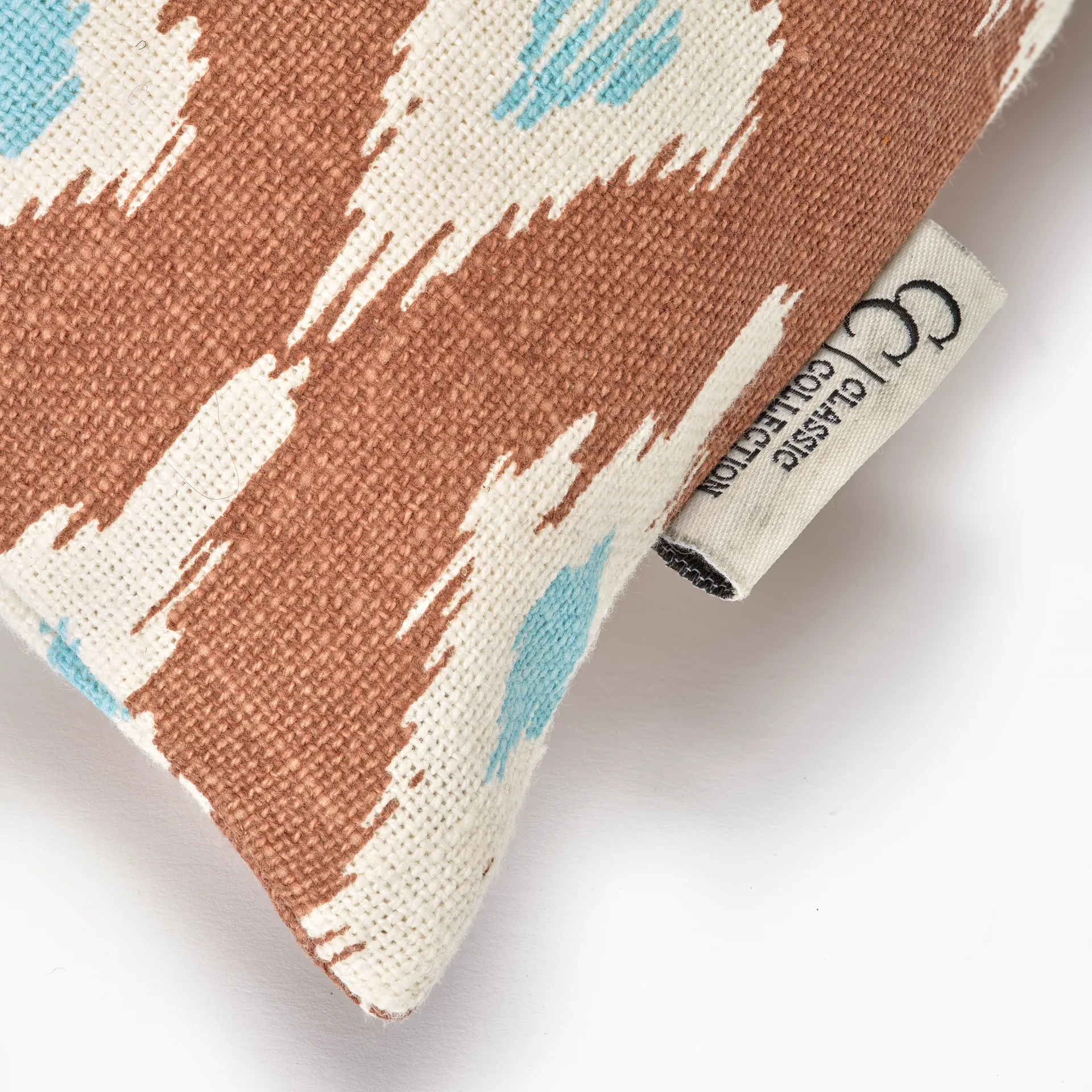 Ikat Diamond cushion cover 50x50 cm, Mocha Classic Collection