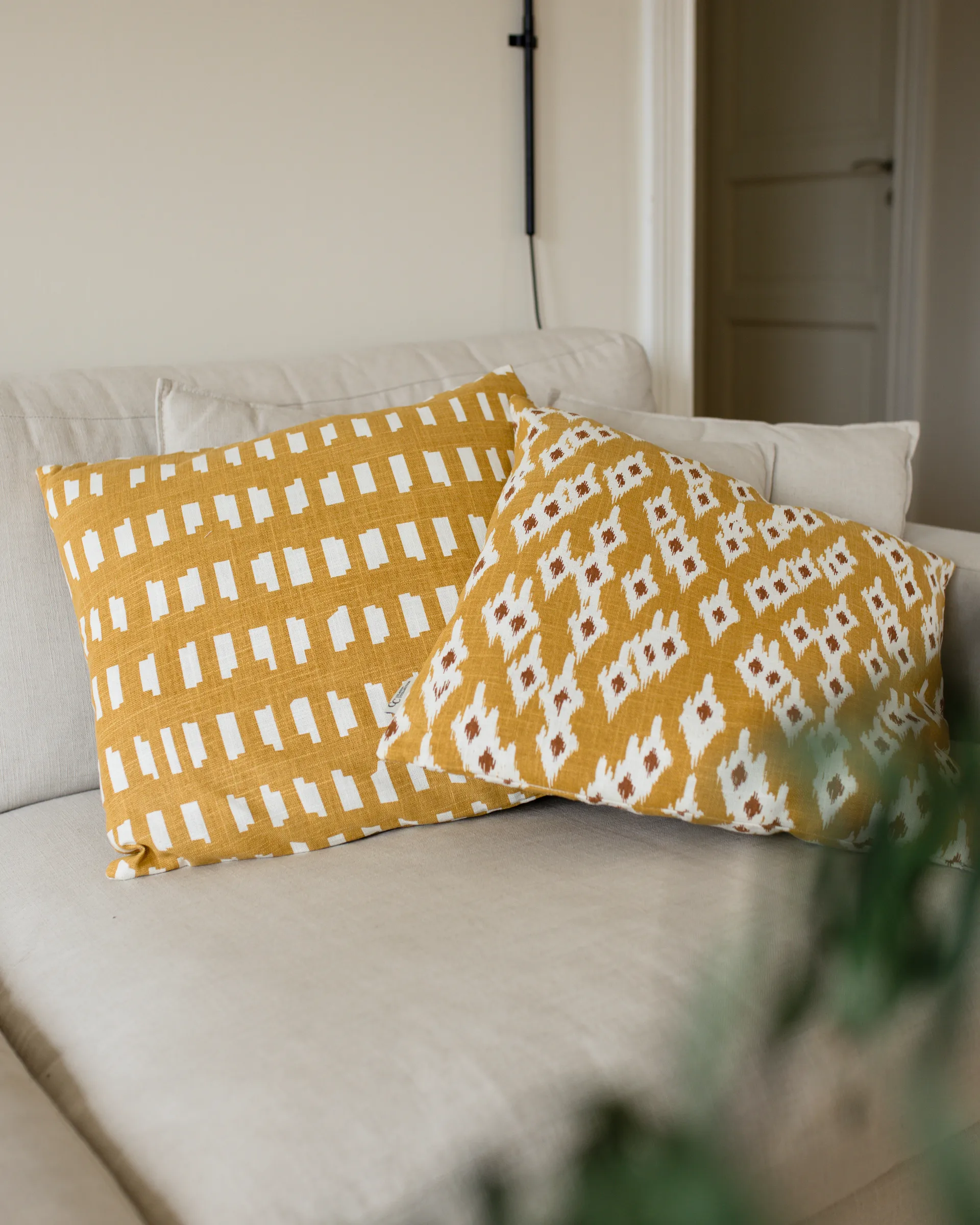Ikat Diamond cushion cover 50x50 cm, Yellow Classic Collection