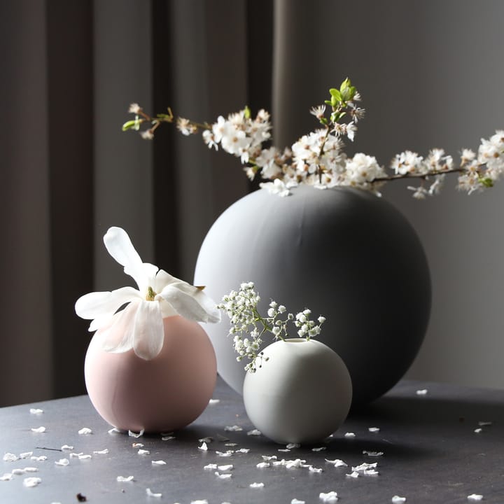 Ball vase pink from Cooee NordicNest.com