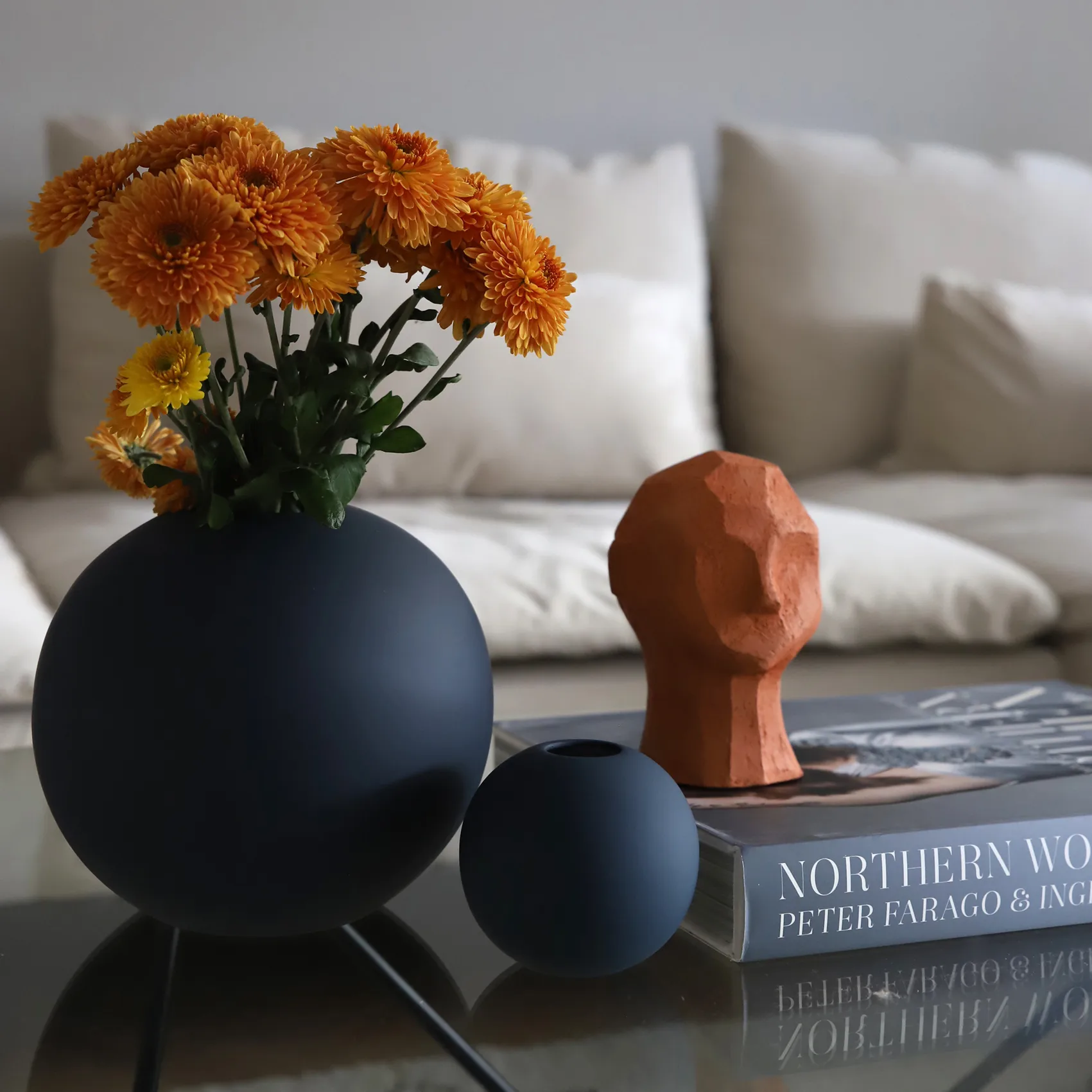 Ball vase midnight blue, 20 cm Cooee Design