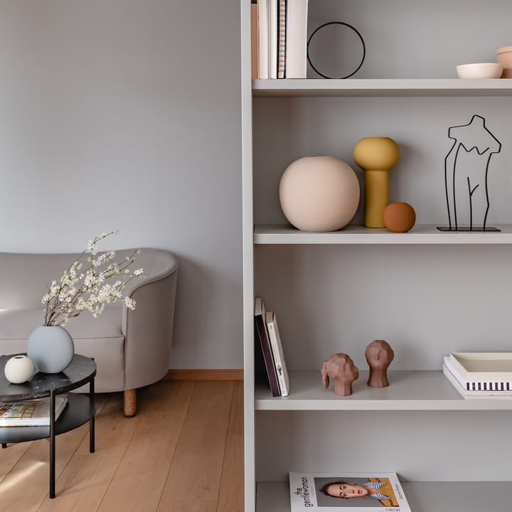 Benedict and Amal sculpture, earth Cooee Design