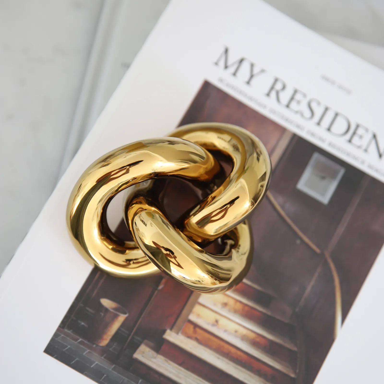 Knot Table small decoration, gold Cooee Design