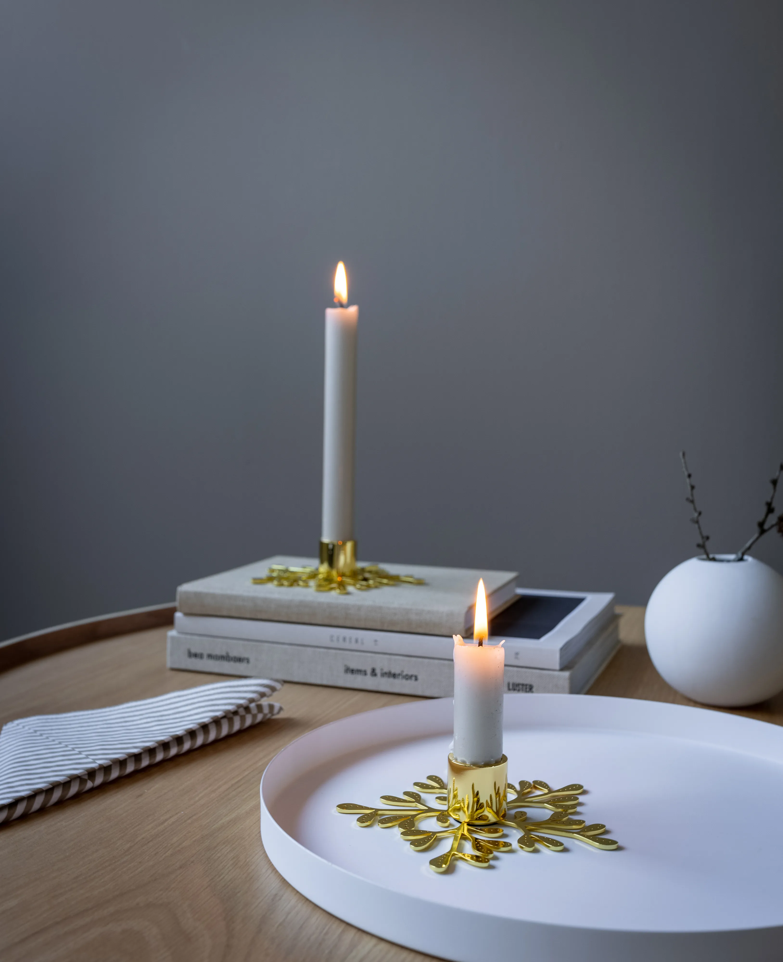 Mistletoe candle sticks from Cooee Design - NordicNest.com