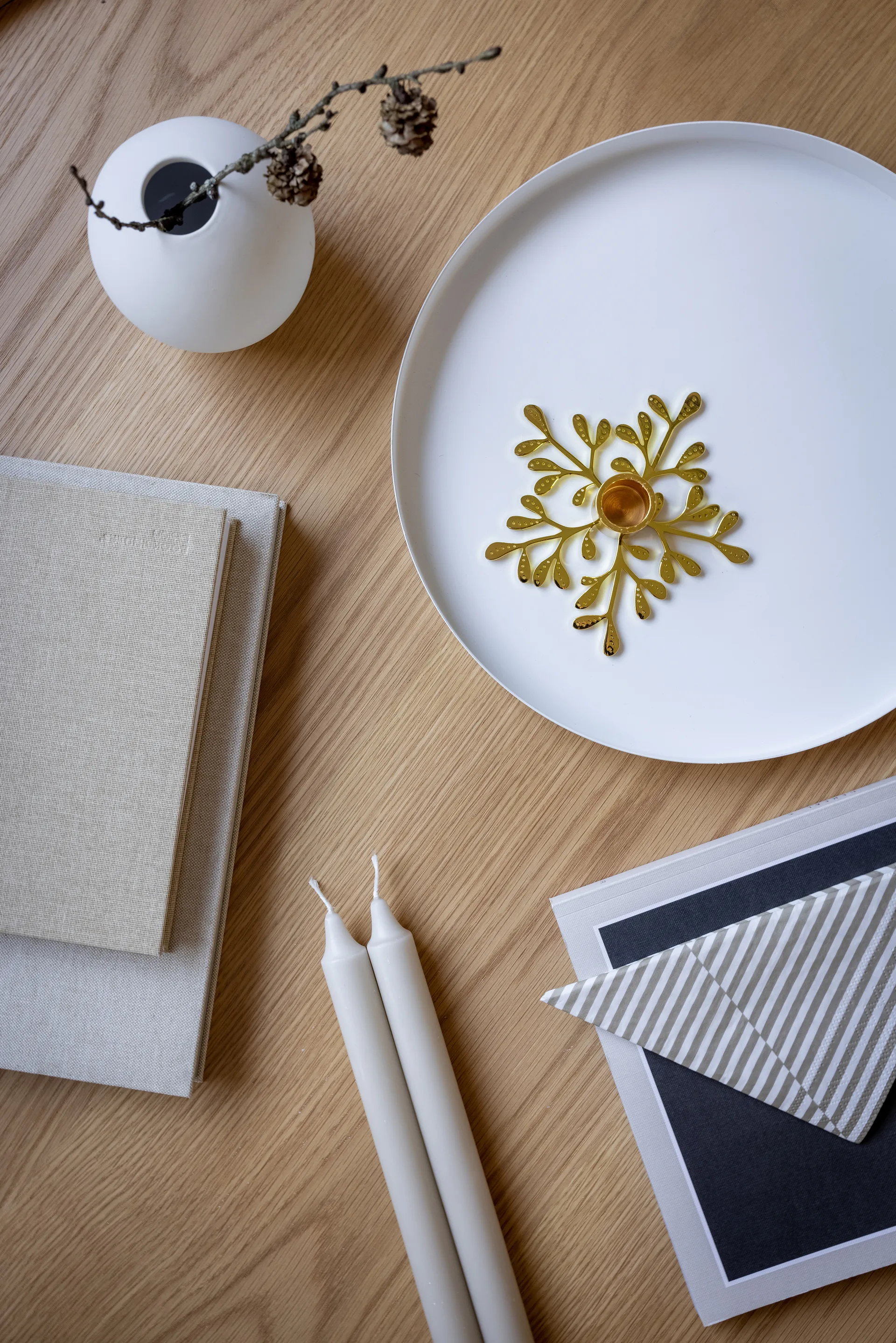 Mistletoe candle sticks, brass Cooee Design