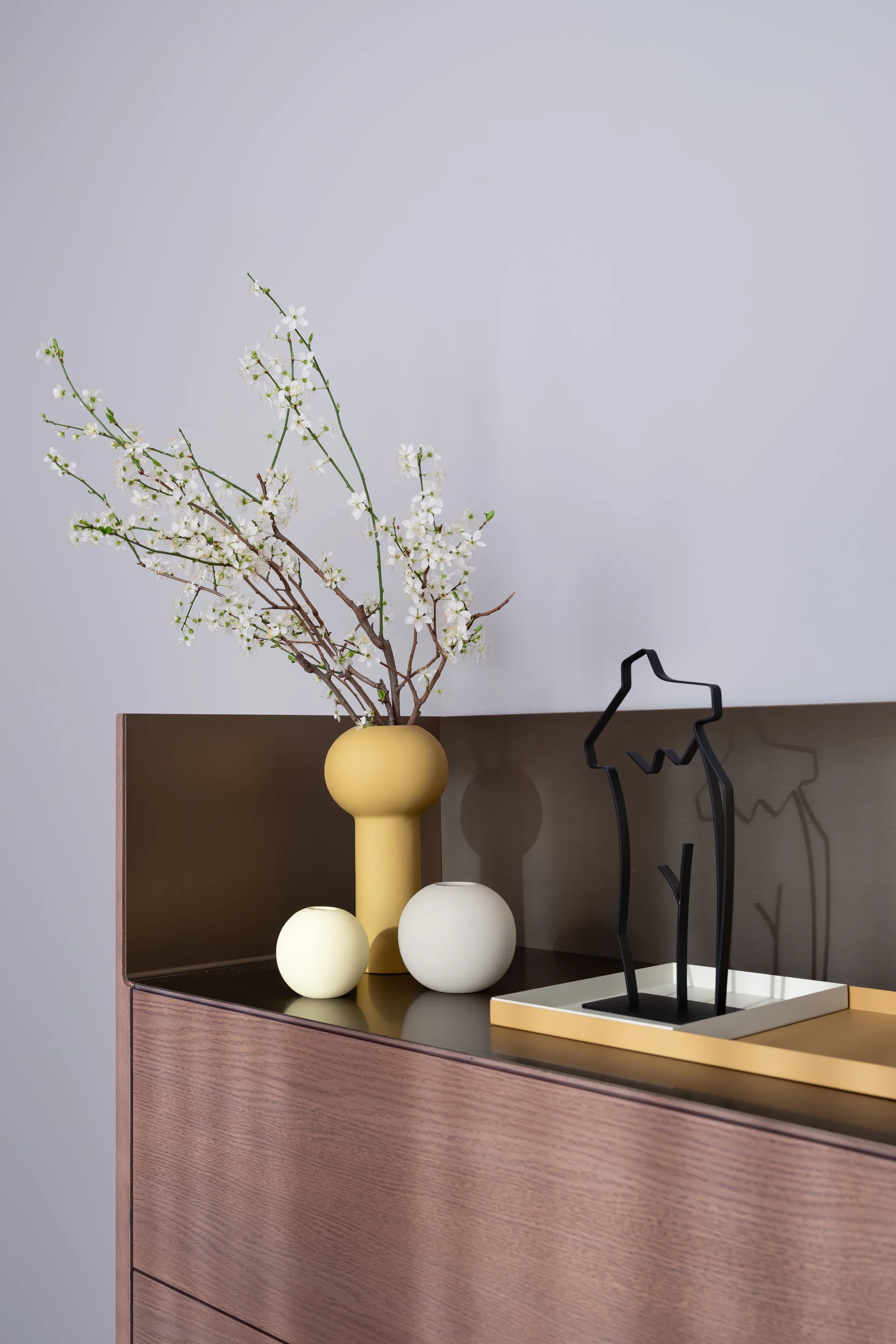 Ruth sculpture, black Cooee Design