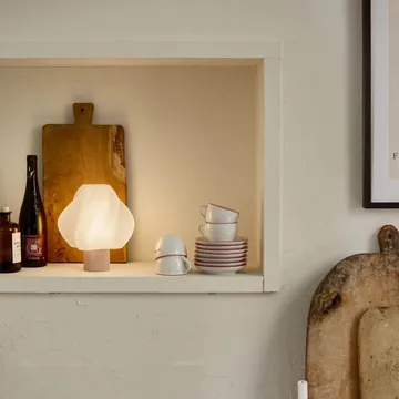 Soft Serve portable table lamp - Wild strawberry, 23 cm - Crème Atelier