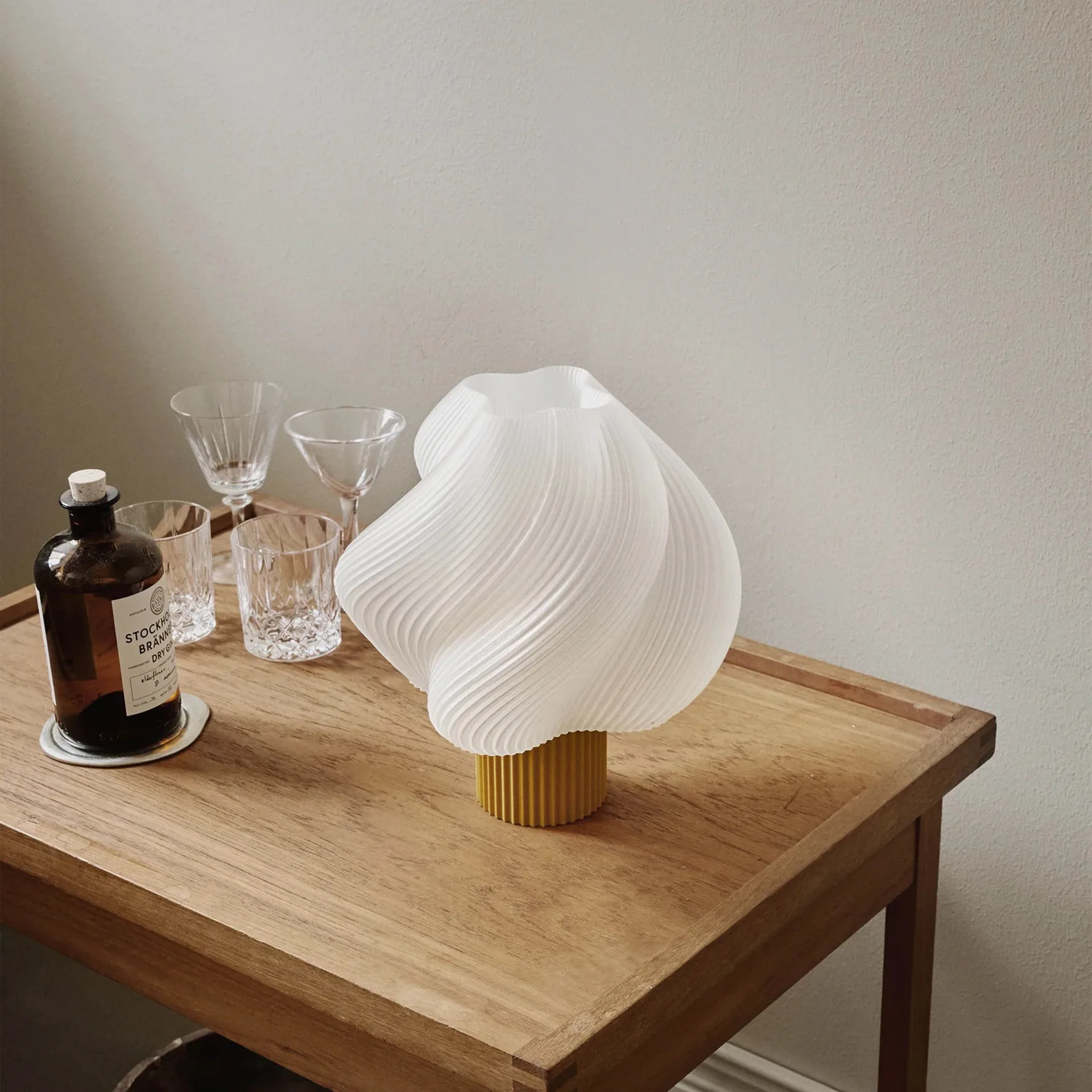 Soft Serve table lamp, Cloudberry, Regular, 26 cm Crème Atelier