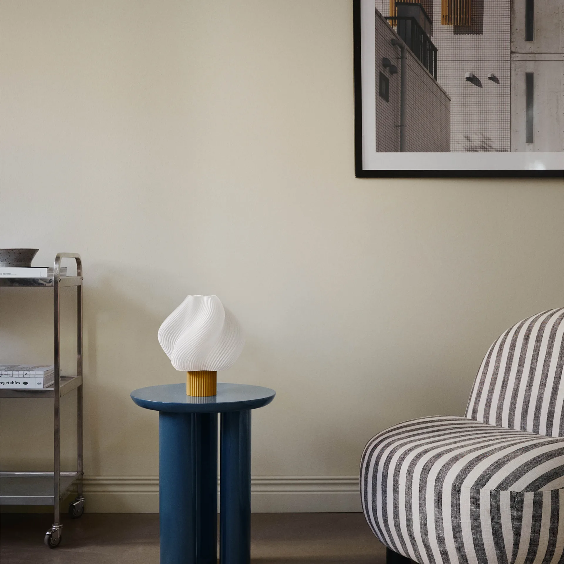 Soft Serve table lamp, Cloudberry, Regular, 26 cm Crème Atelier